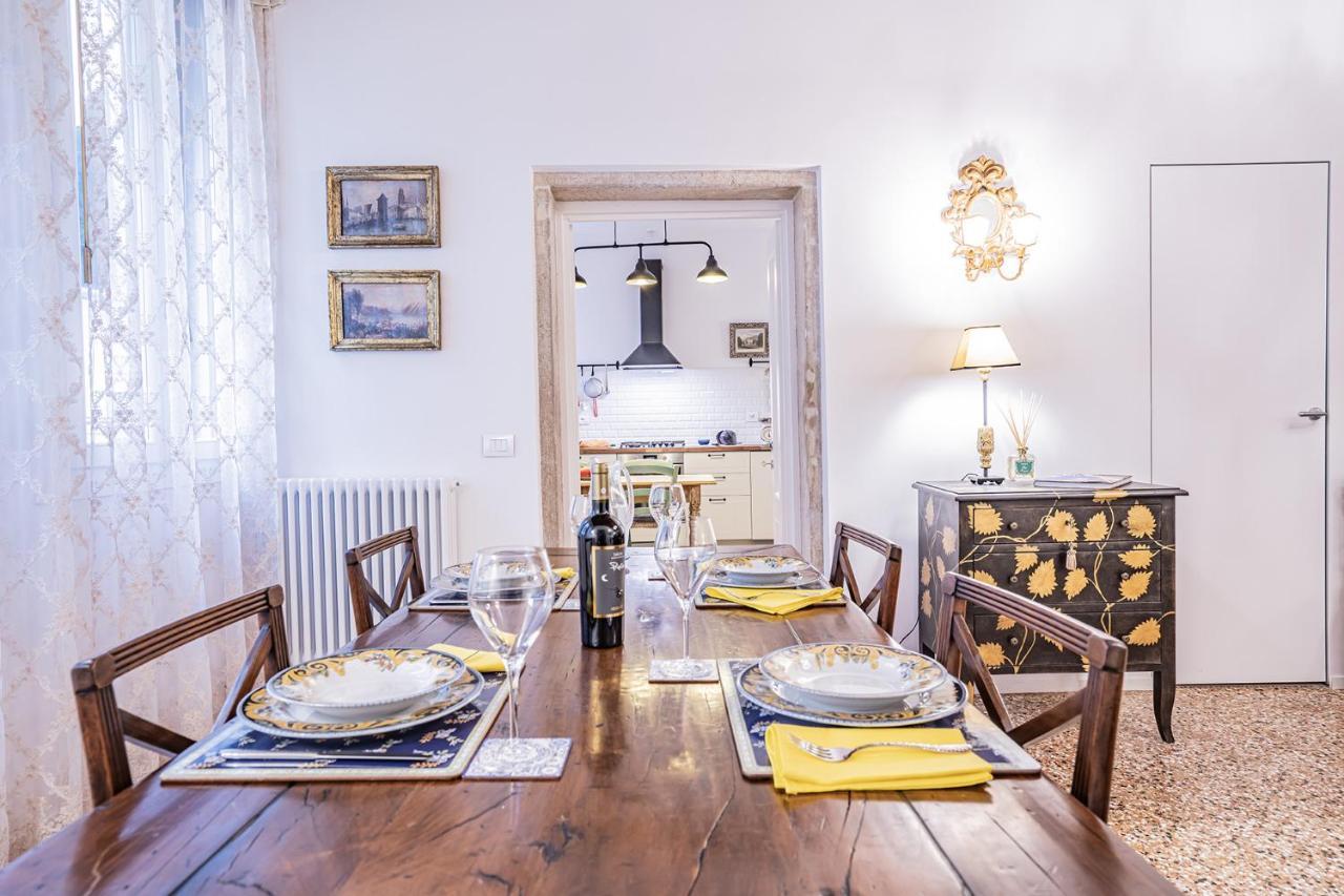 Ca' San Beneto Completely Refurbished In A Fabulously Central Area Venedig Exterior foto