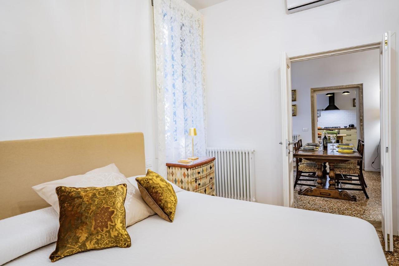 Ca' San Beneto Completely Refurbished In A Fabulously Central Area Venedig Exterior foto