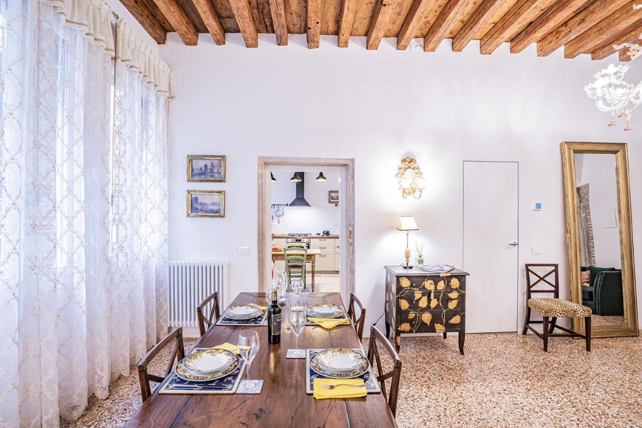 Ca' San Beneto Completely Refurbished In A Fabulously Central Area Venedig Exterior foto