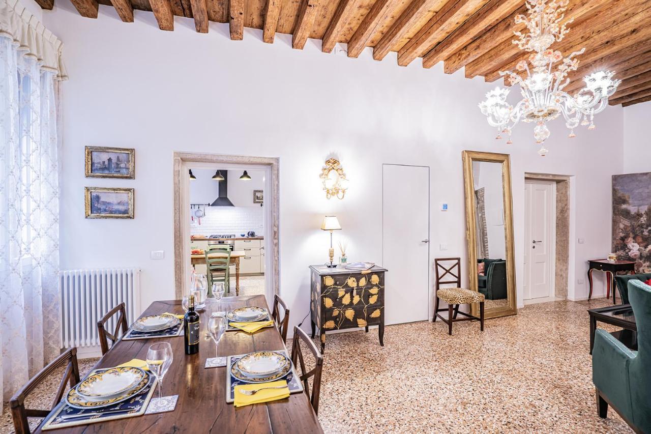 Ca' San Beneto Completely Refurbished In A Fabulously Central Area Venedig Exterior foto